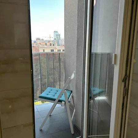Apartment Leo Free Parking - President Palace