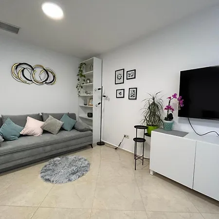 Leo Free Parking - President Palace Apartamento