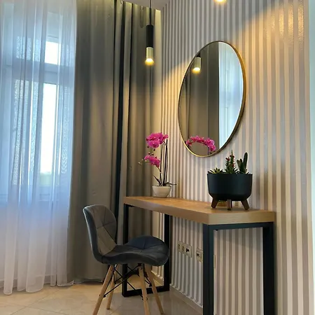 Apartment Leo Free Parking - President Palace *