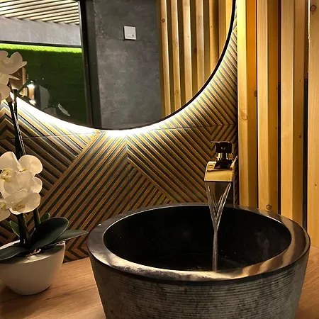 Leo Free Parking - President Palace Apartamento *