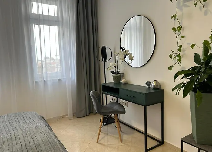 Leo Free Parking - President Palace Apartament *