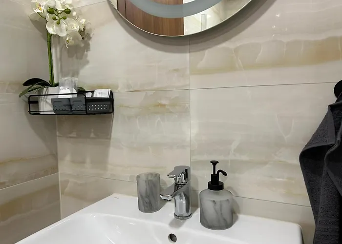 Leo Free Parking - President Palace Apartmán