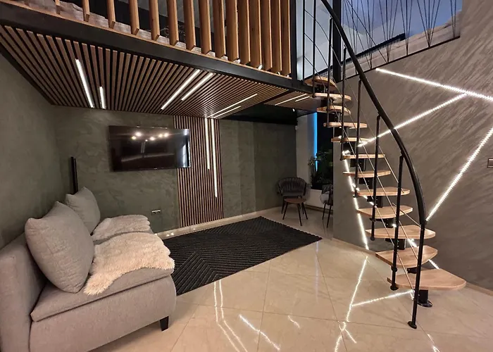 Leo Free Parking - President Palace Bratislava