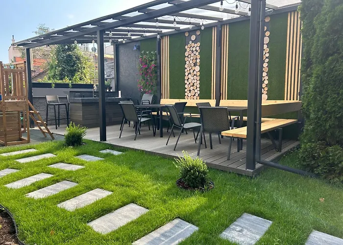 Leo Free Parking - President Palace *