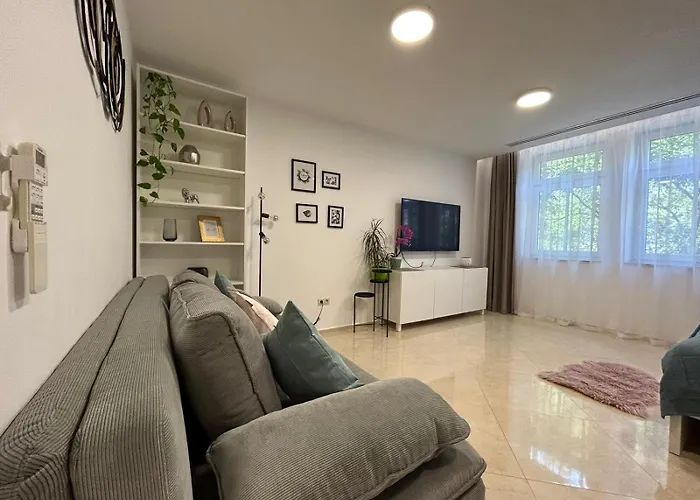 Leo Free Parking - President Palace Appartement