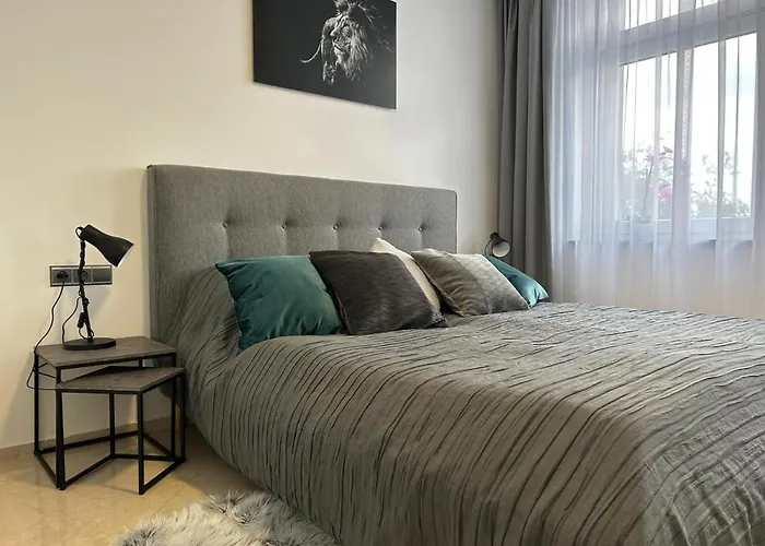 Leo Free Parking - President Palace Apartment Pressburg